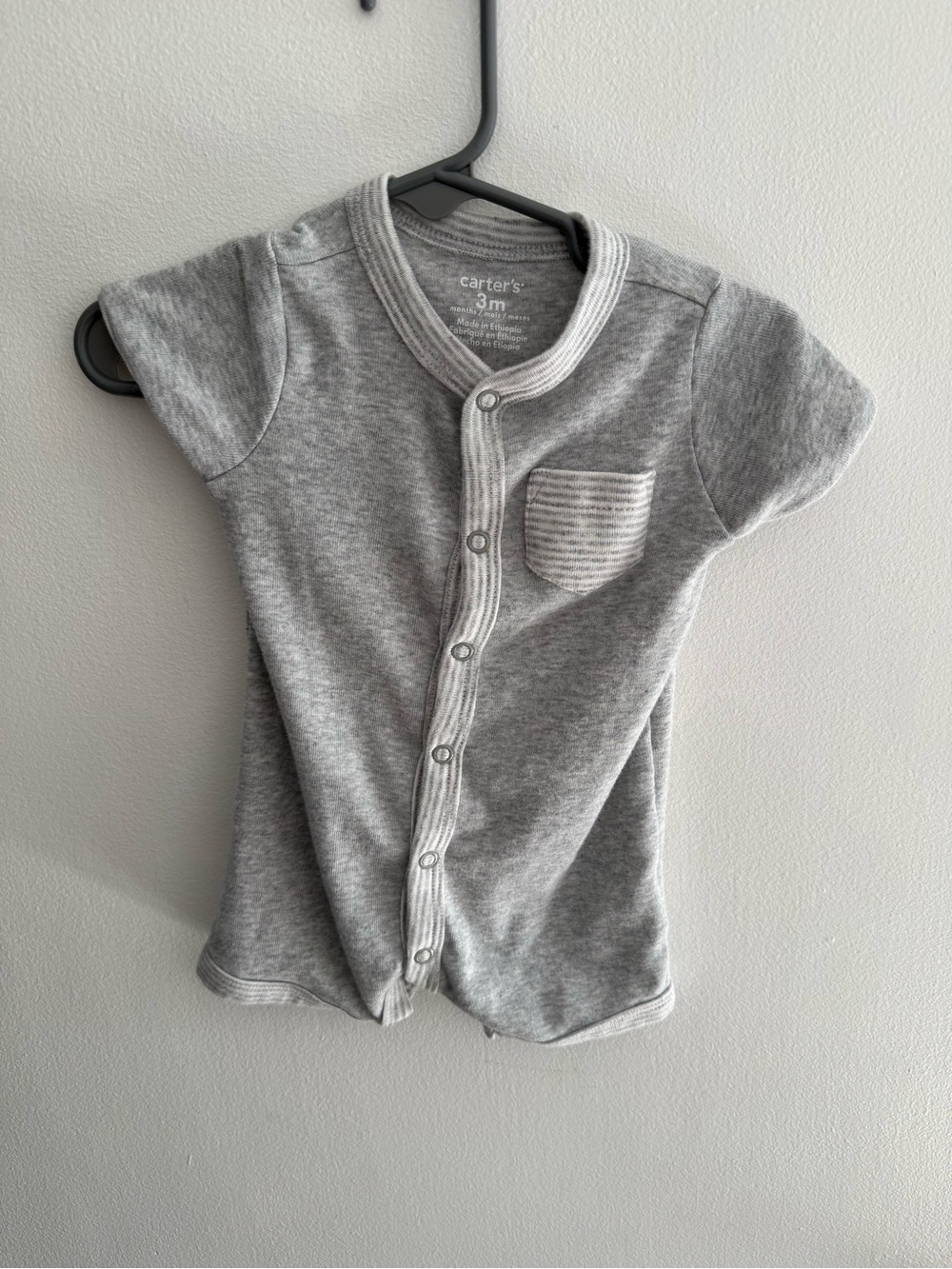 Short Sleeve Baby Rompers - Picture 2 of 3